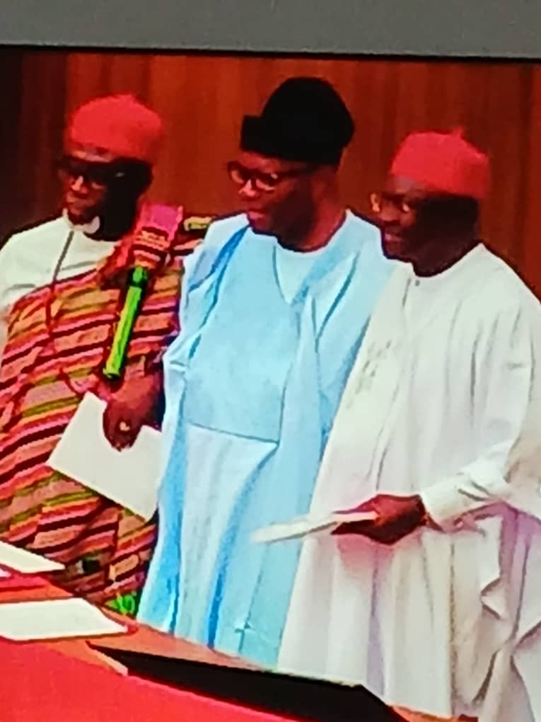 Senate swears in two new members